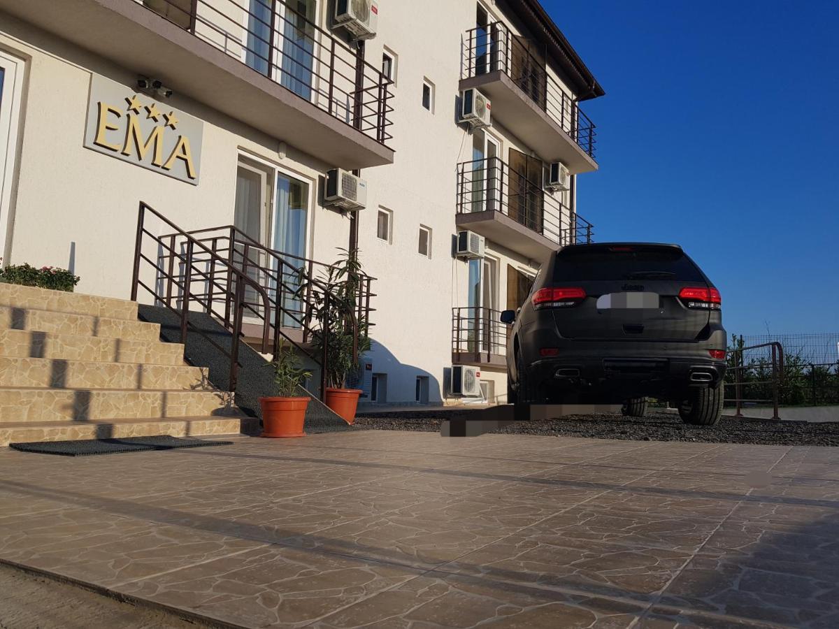 Hotel Ema Vama Veche Exteriér fotografie
