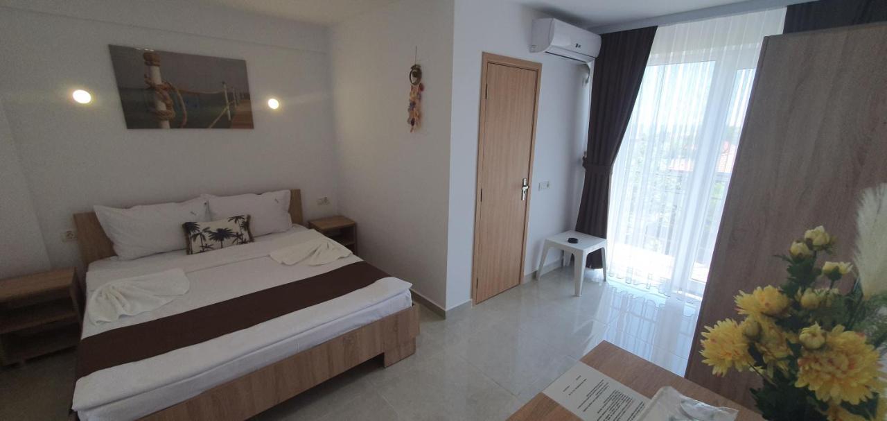 Hotel Ema Vama Veche Exteriér fotografie